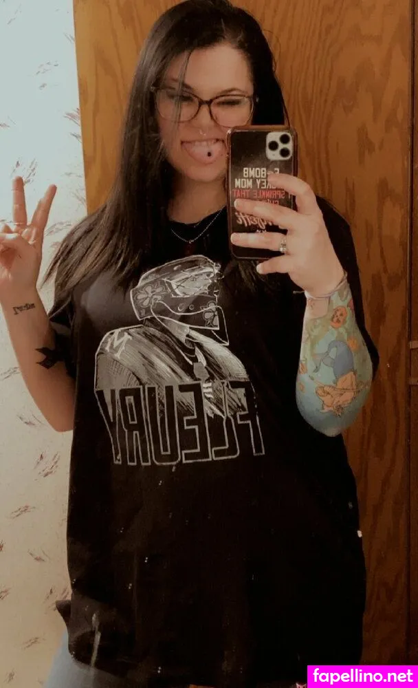mnhockeymomma972, mnhockeymomreads Nude Leaked OnlyFans Photo #WysdWVCtWy