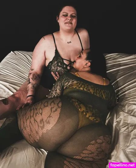 Mo Mo Lee OnlyFans Thumbnail #8lRlzwguJs