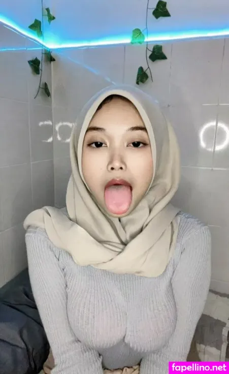 Moccamatchaicy OnlyFans Thumbnail #9wk1XfiXLP