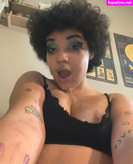 Mochabebes OnlyFans Thumbnail #O2BtVzruFw