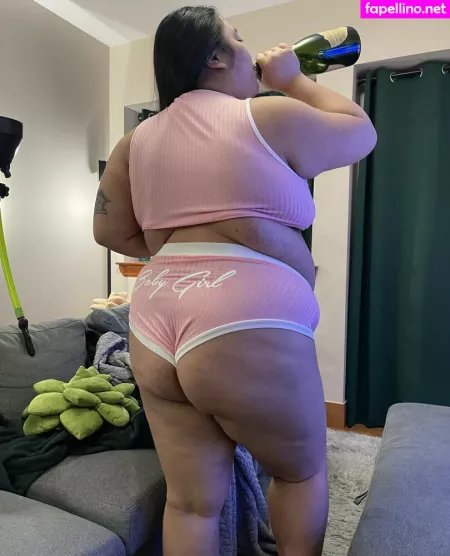 Mochiibabii OnlyFans Thumbnail #iV51rrPcYS