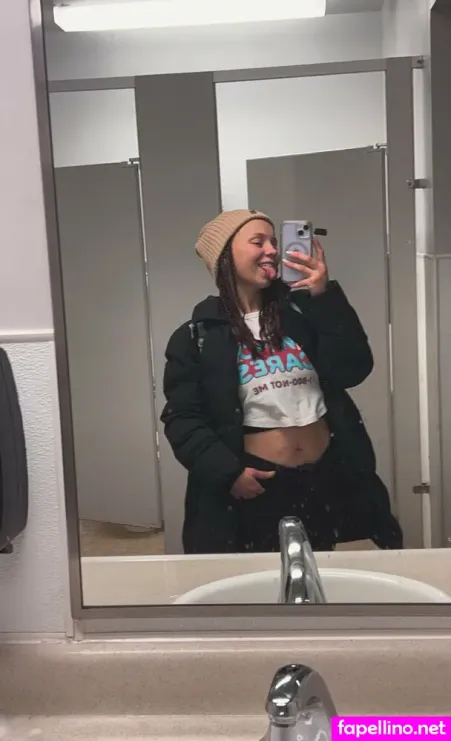 Modegoddess OnlyFans Thumbnail #9VyYCb21it