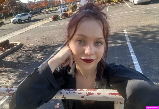 Modegoddess OnlyFans Thumbnail #e1fcT5oUCV