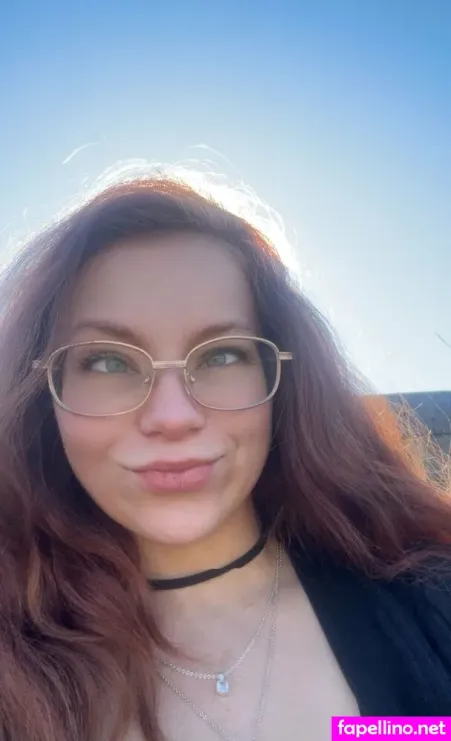 Modegoddess OnlyFans Thumbnail #vTO1QkvrXt