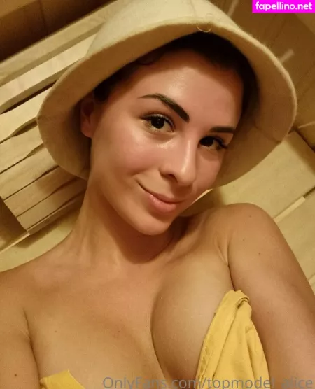 Model Alice OnlyFans Thumbnail #FVSVd4K8Ti
