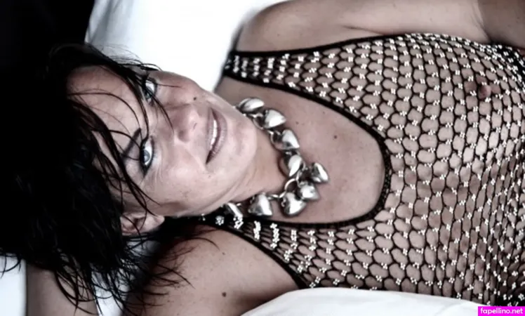 Model Kartei OnlyFans Thumbnail #WTlFlnPUtd