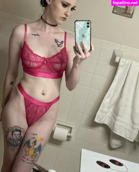 Model Misskittee92 OnlyFans Thumbnail #jXUySUEiSg