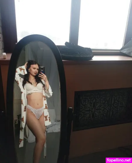 Model Olya OnlyFans Thumbnail #QYpTsnESBZ