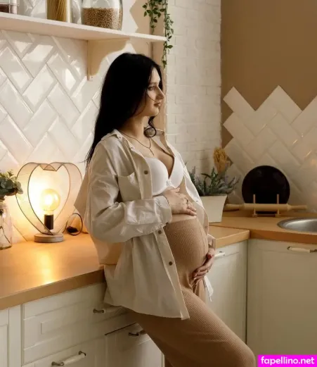 Model Olya OnlyFans Thumbnail #cODjsQQTHV