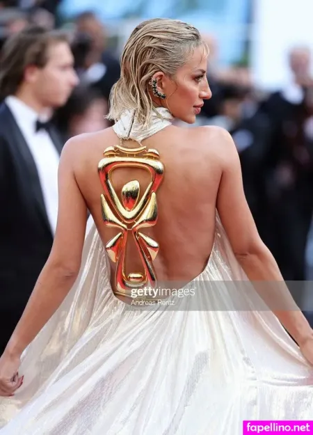 Model Roz 2 OnlyFans Thumbnail #wPiiWZ8AMi