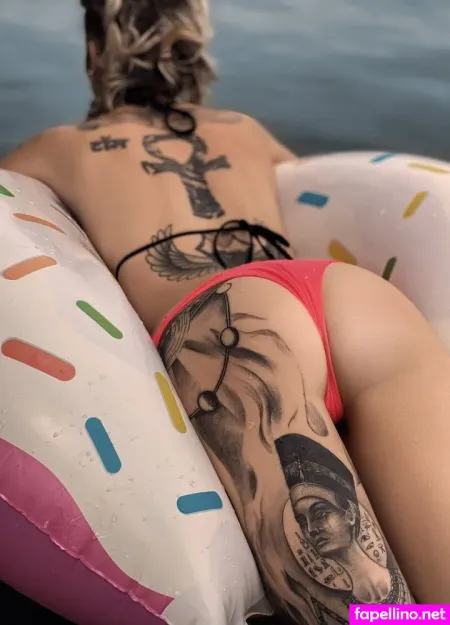 Model Untouchable OnlyFans Thumbnail #ZnvpxxITWk