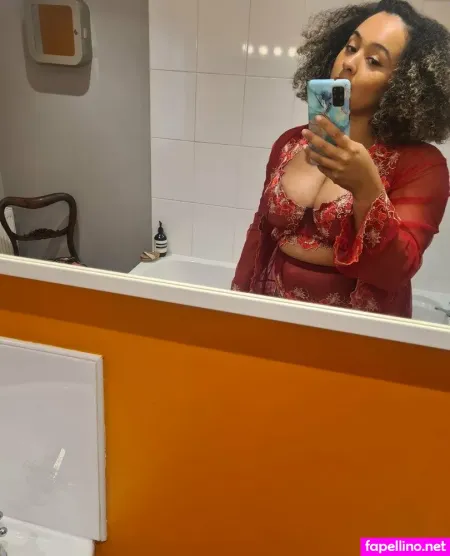 Modernbritishrose OnlyFans Thumbnail #2esyG9XzVa