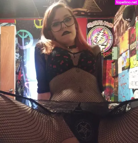 Modernmorticia OnlyFans Thumbnail #K4YxbrNBsz