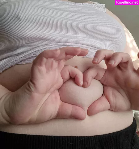 Moemoechub OnlyFans Thumbnail #aYGdKqBNWE