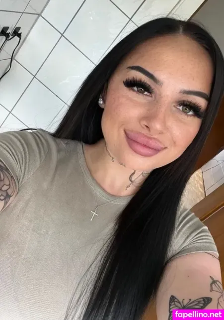 Moesha Nadine OnlyFans Thumbnail #Nk4MrxZZ9S