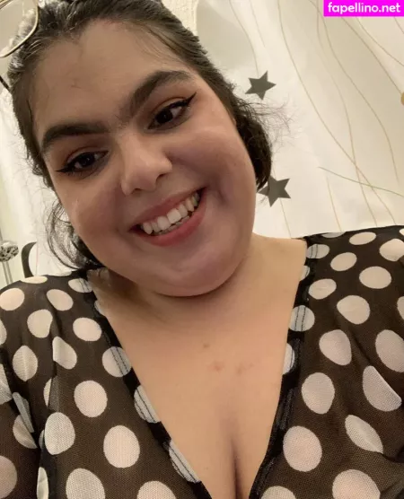 Moetcristalbbw OnlyFans Thumbnail #oFUEFVQfIg