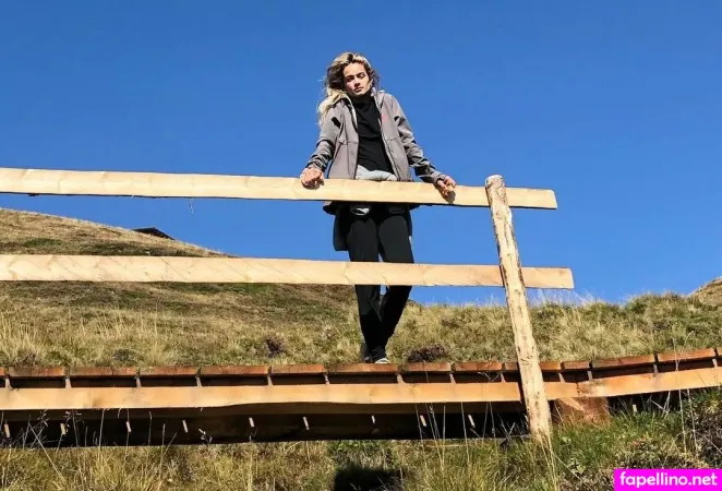 Mogli OnlyFans Thumbnail #QPhphwOGbW