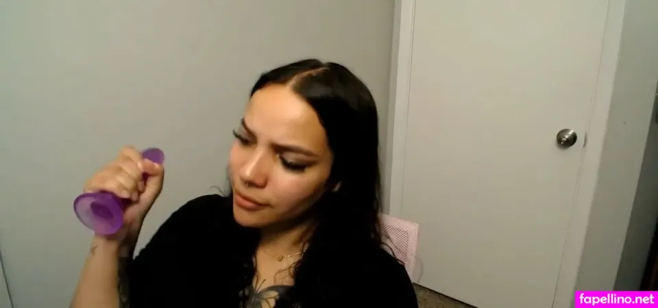 Moistcarrots Main Profile Photo