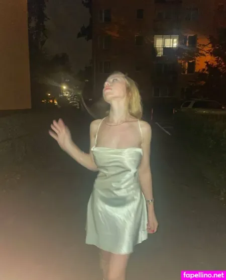 Molenrue OnlyFans Thumbnail #8h6sE9YlbI