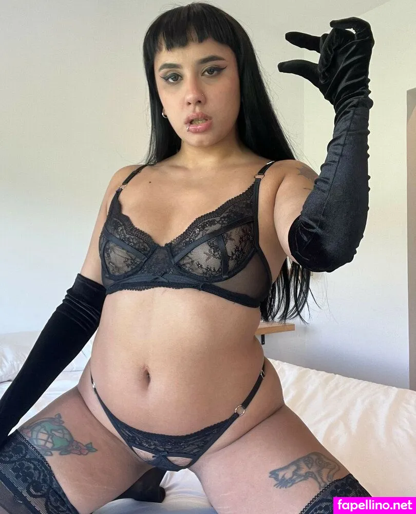 23moli, Moli Myers, akarandomhoe, moli23, moli23_, molimyers, molimyers23, queenmolimyers, spoiledmyers Nude Leaked OnlyFans Photo #IMvpSqVD9I