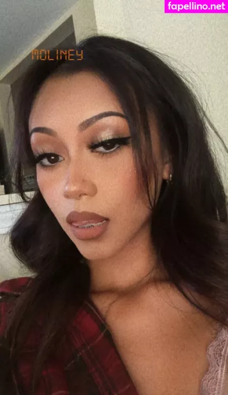 Moliney Mao OnlyFans Thumbnail #wbeWej2k2o