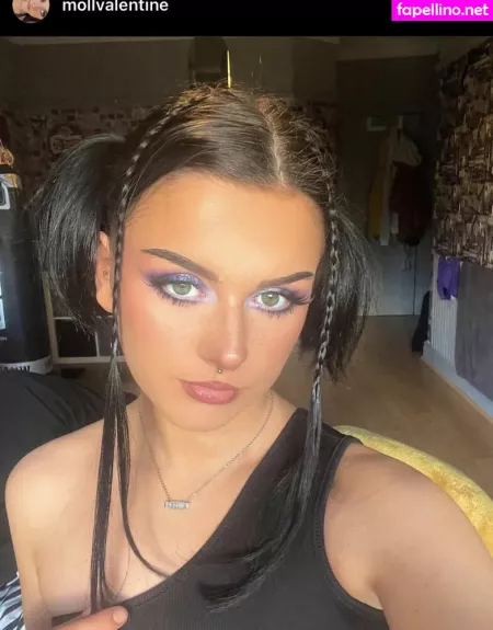 Moll Valentine OnlyFans Thumbnail #e2R6vQ7QNa