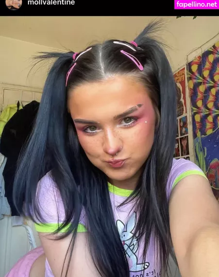 Moll Valentine OnlyFans Thumbnail #f2RRqTn6HC