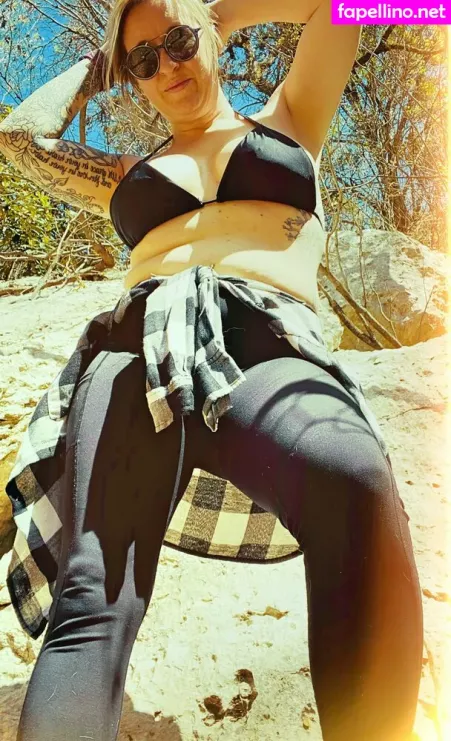 Molleewaters OnlyFans Thumbnail #69f4zXBkRe