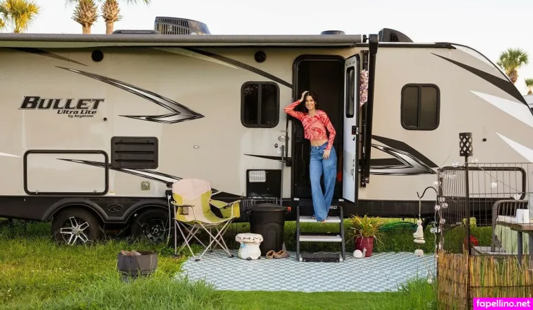 Molleigh Wallace OnlyFans Thumbnail #qCm6BZvidp