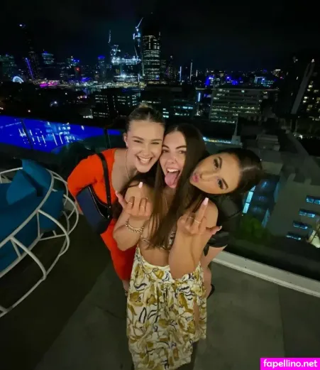 Mollie Fettroll OnlyFans Thumbnail #auKtHsrL5w