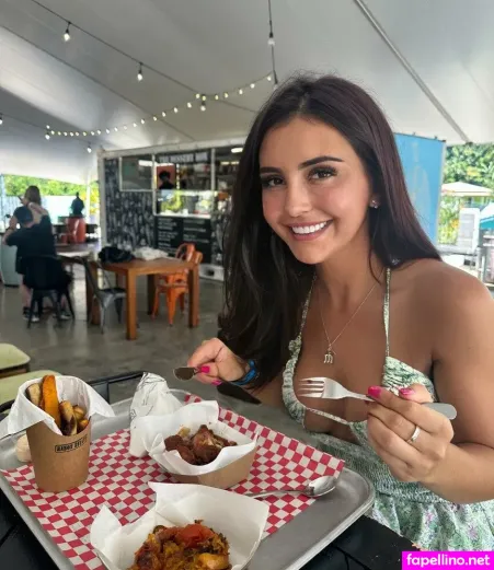 Mollie Lawrence OnlyFans Thumbnail #JlAYSMfMcT