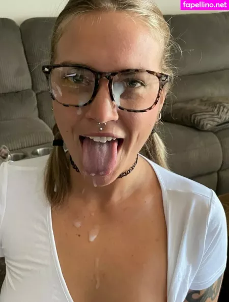 Mollie Rose OnlyFans Thumbnail #flKUhzb20k