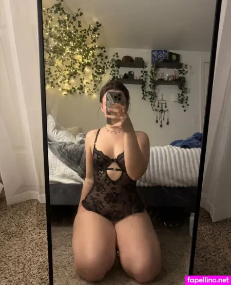 Molliemaefree OnlyFans Thumbnail #6Shj1zrK1h