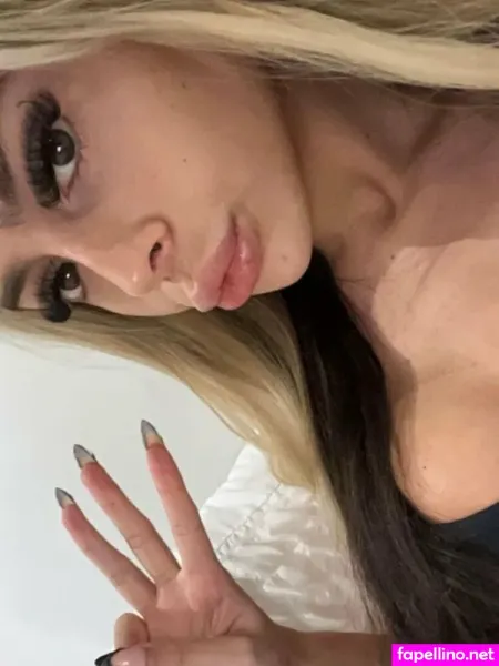 Molliemoans OnlyFans Thumbnail #0VIzpNWIIl