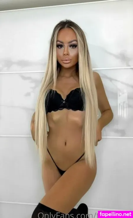 Molliemoans OnlyFans Thumbnail #9sWswmFhxK