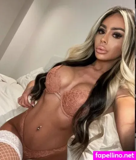 Molliemoans OnlyFans Thumbnail #Cq8mmfXra9