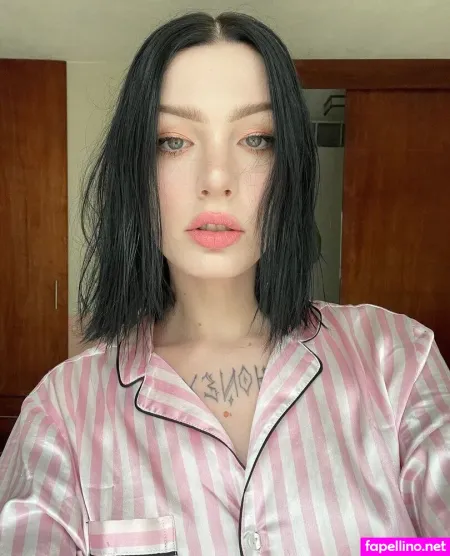 Molliganbitch OnlyFans Thumbnail #v7AOTKK19h
