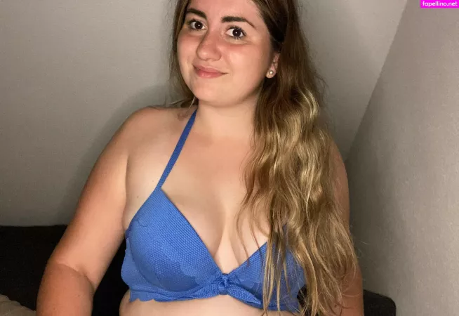 Molly Archer OnlyFans Thumbnail #gkRAA7Hgj5