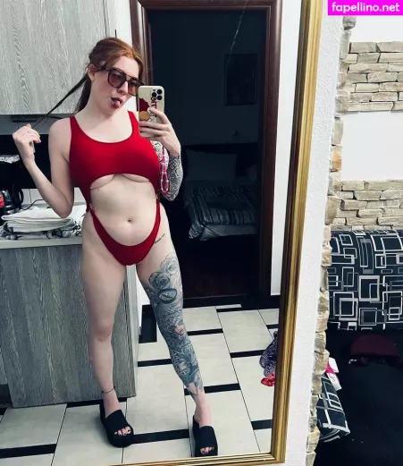 Molly Capper OnlyFans Thumbnail #OXuN4kOjP6