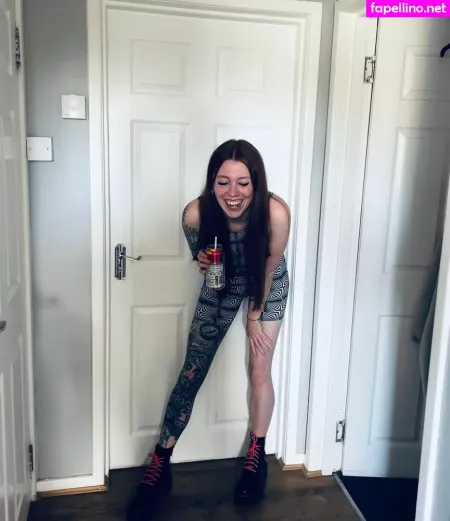 Molly Capper OnlyFans Thumbnail #RfRKdNU6S4