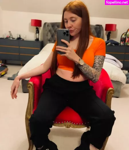 Molly Capper OnlyFans Thumbnail #hNYbTBSafo