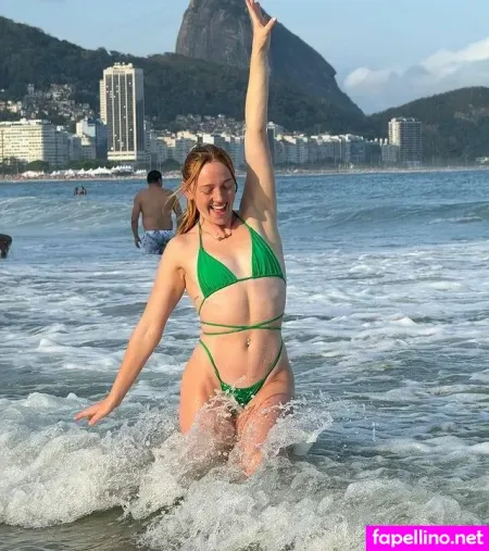 Molly Carlson OnlyFans Thumbnail #2KQATg7Ho8