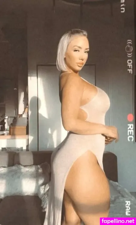 Molly Cavalli 5 OnlyFans Thumbnail #Djf2jlHNV5