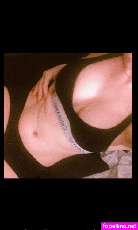 Molly Dee Sharkey OnlyFans Thumbnail #GbwyiL8Res