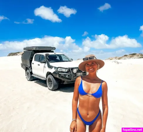 Molly Dixon OnlyFans Thumbnail #8t2UpTr7mz