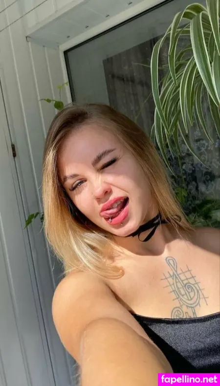 Molly Dollyyy OnlyFans Thumbnail #QRhDMyt65h