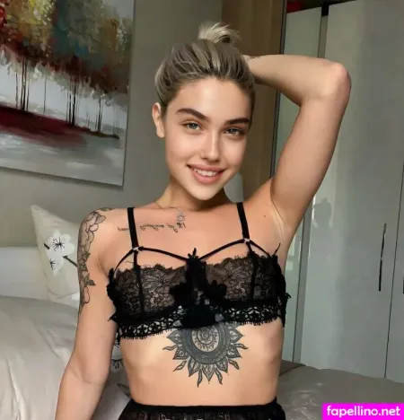 Molly Dominatrix OnlyFans Thumbnail #CU0tFApDqZ