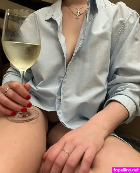 Molly Dominatrix OnlyFans Thumbnail #NLWpgrzrsL