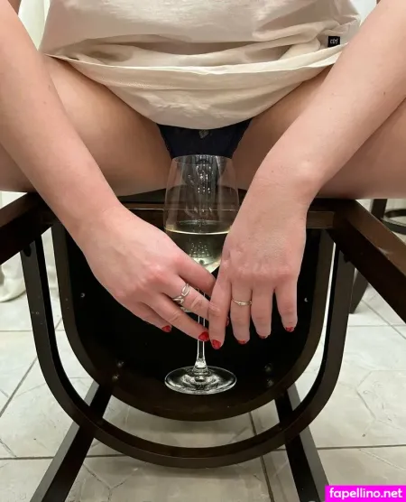 Molly Dominatrix OnlyFans Thumbnail #PUgpNrJCZJ