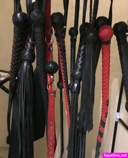 Molly Dominatrix OnlyFans Thumbnail #lnglQTOezf